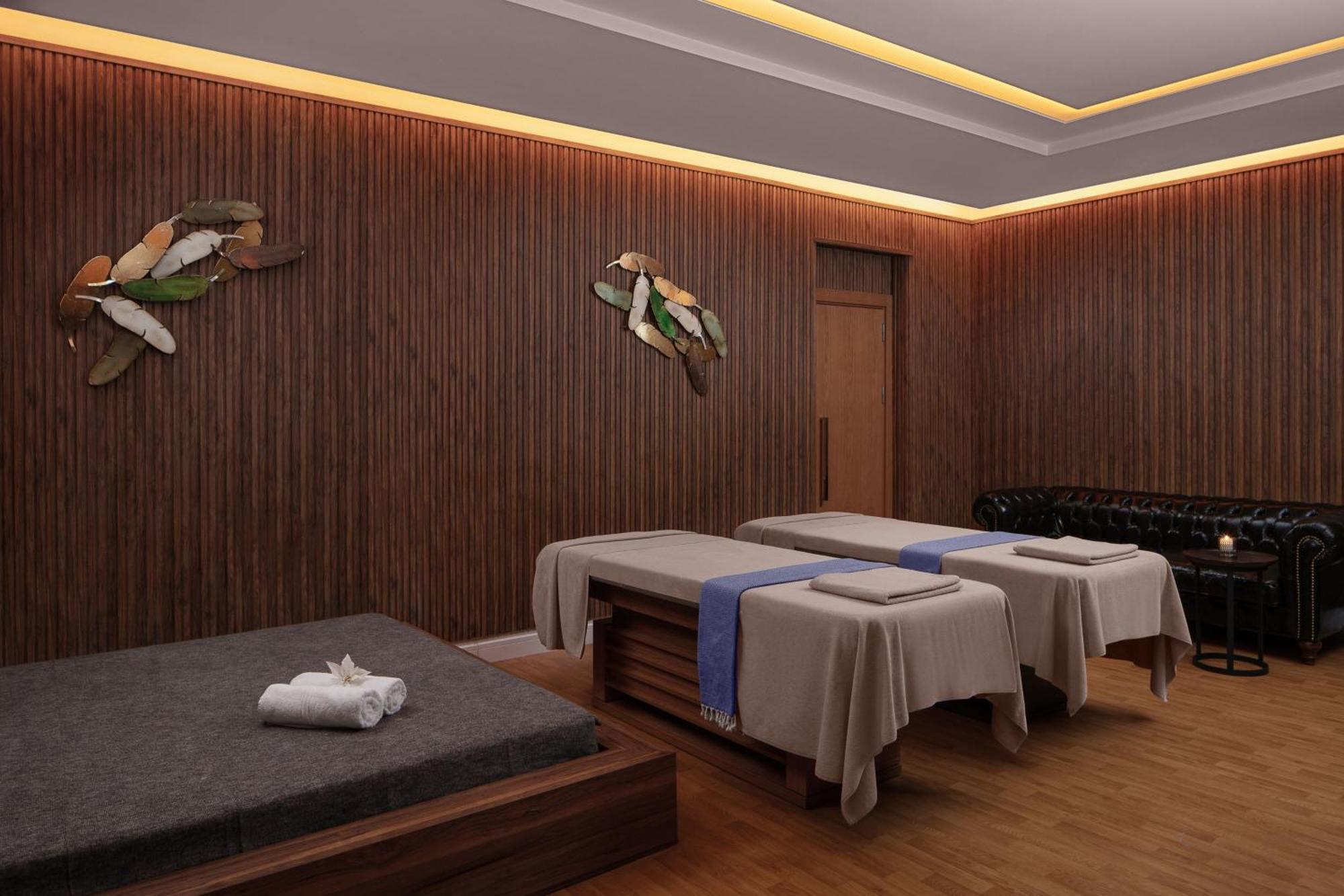 เชอราตัน อิสตันบูล ซิตี้เซ็นเตอร์ Hotel ภายนอก รูปภาพ